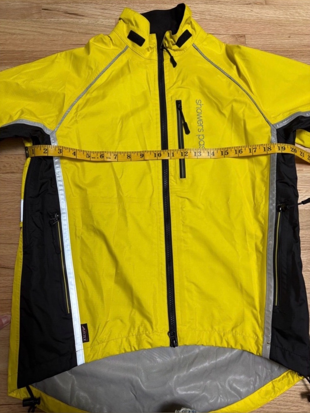 showers pass cycling rain jacket - Picture 3 of 5